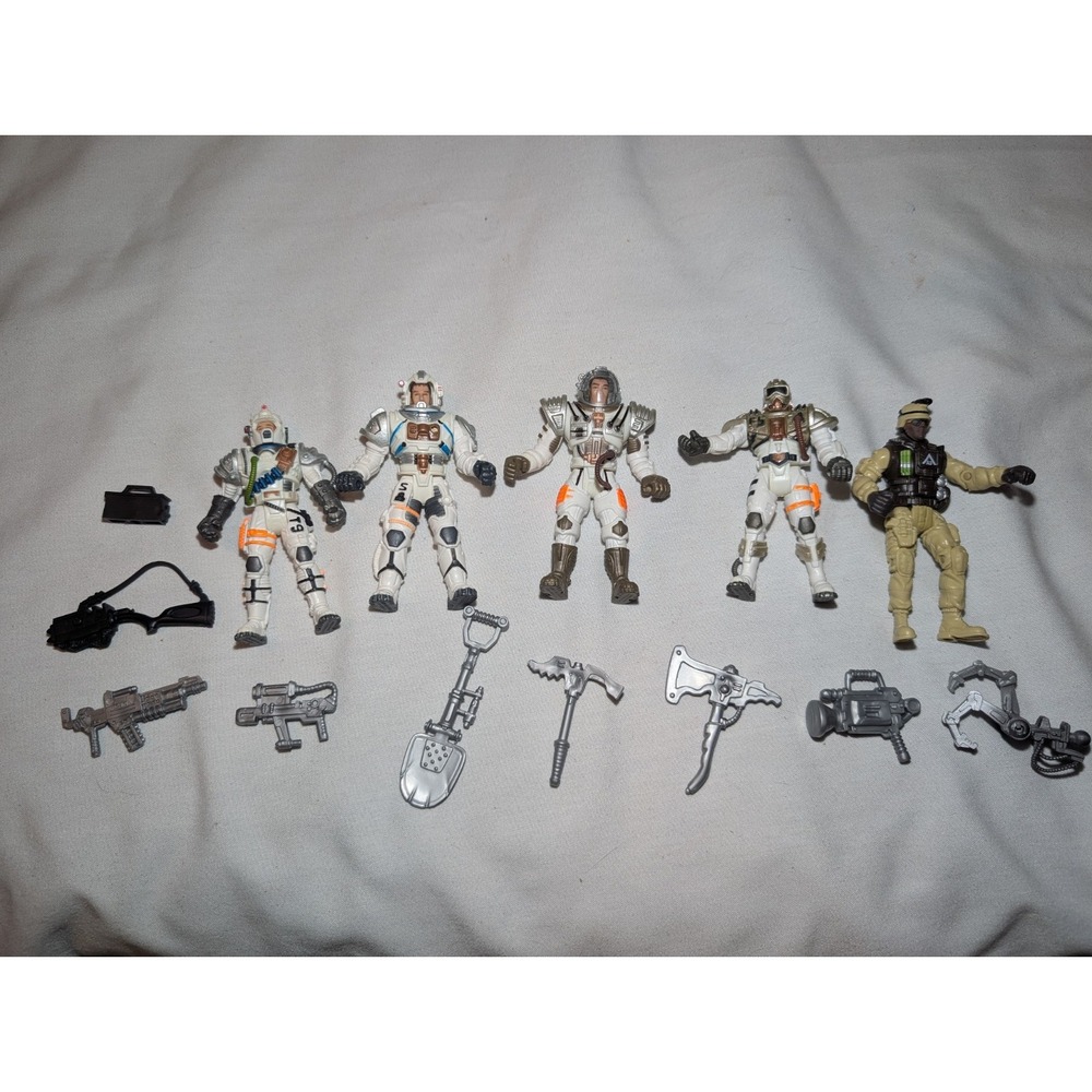 4x Chap Mei Space Quest Astronaut 3.75" Action Figures w/ Accessories